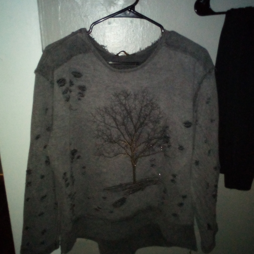 Cute sparkling tree sweater outfit